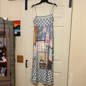 Chic Patchwork Midi Dress in Blue and Cream